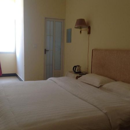 Guandu Guoting Hotel Dabanqiao Bagian luar foto